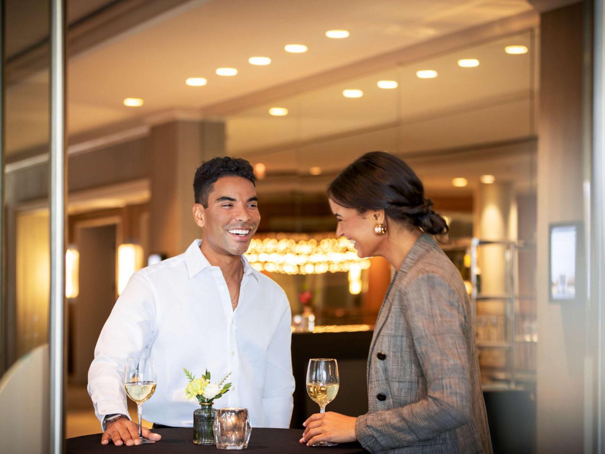 Fairmont Millennium Park 4*
