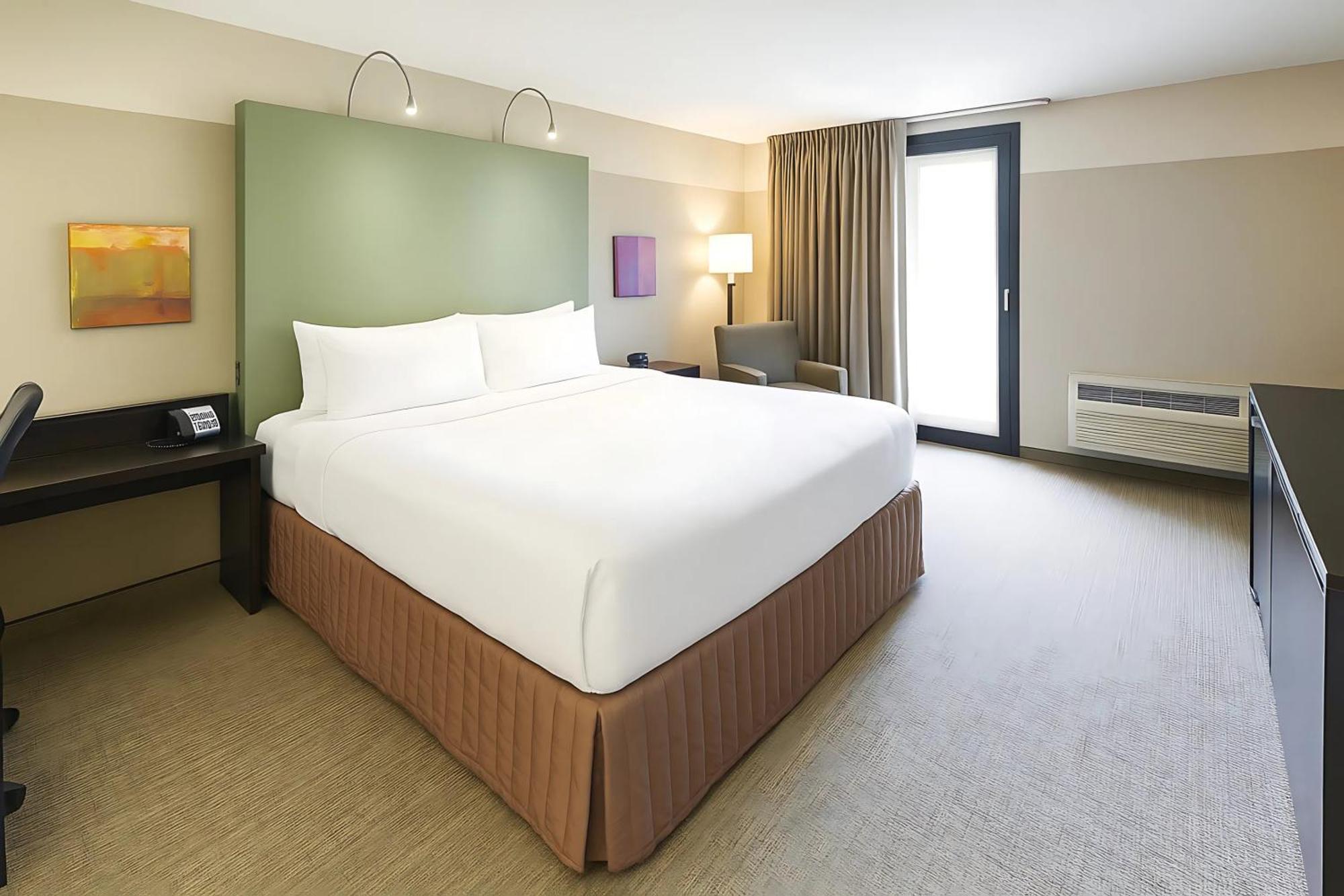 Crowne Plaza - West Loop By Ihg Hotel Chicago