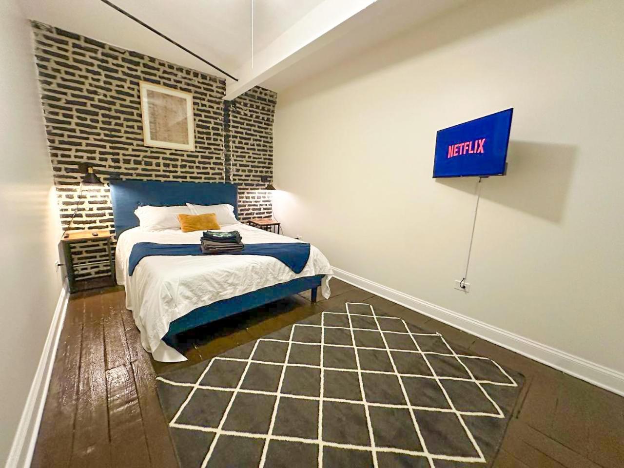Apartment Mccormick Huge 3br With Pool Table, Optional Parking For Up To 8 Guests *