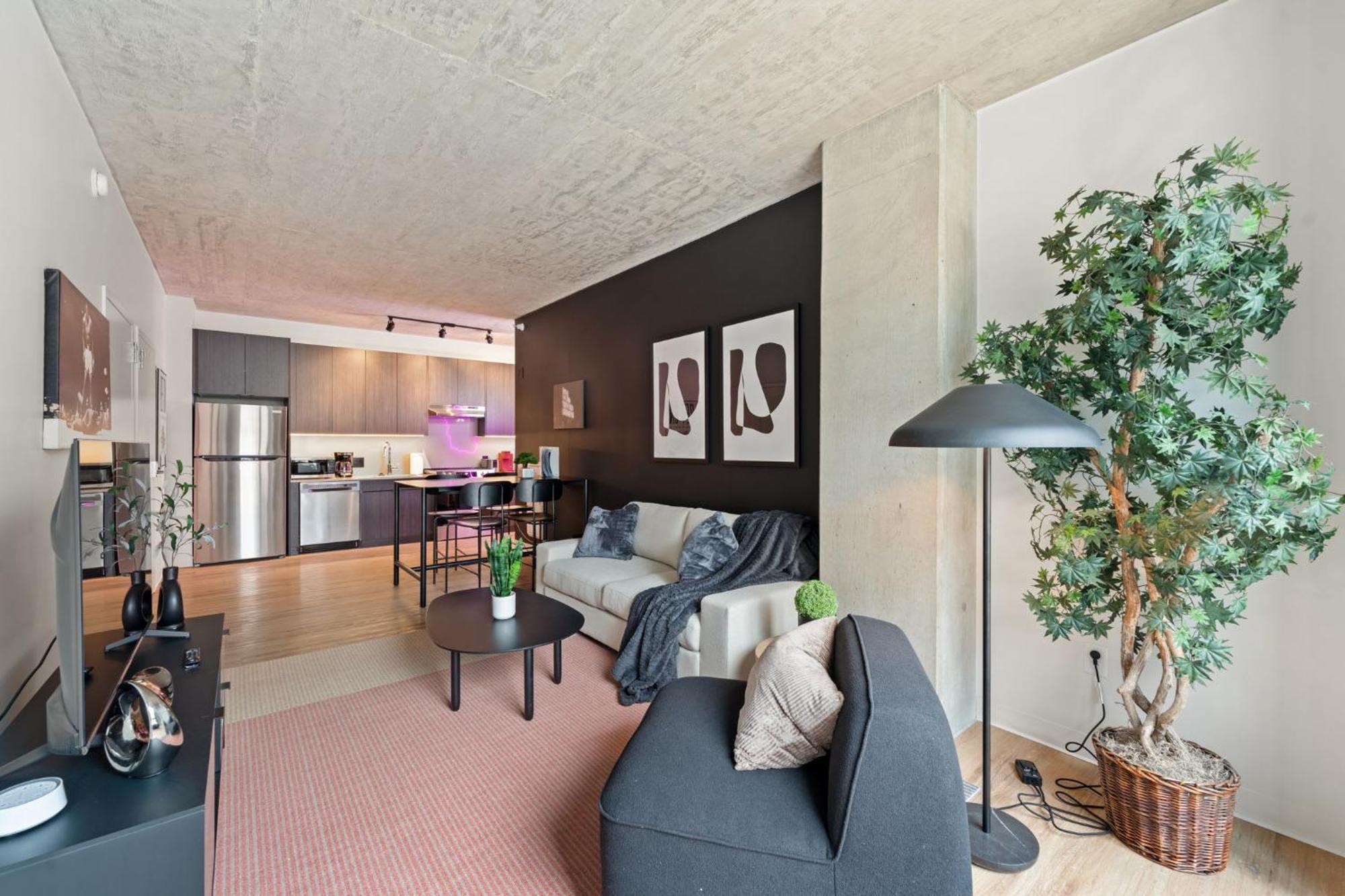 Lux 3 Bed 3 Bath High Rise With Gym & Amenities Apartment Chicago