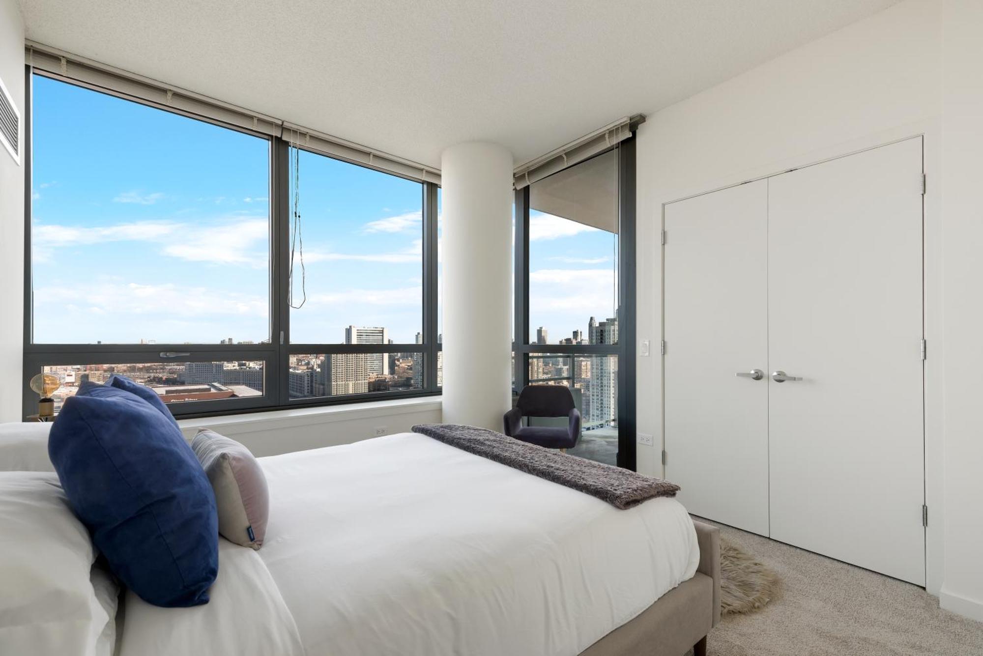 K2 Sky High With Stunning Views In West Loop