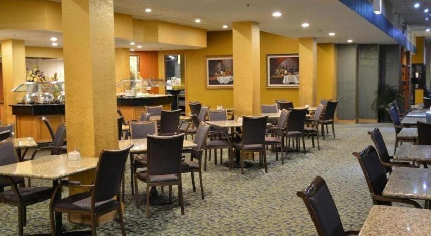 Shore Hotel 3*