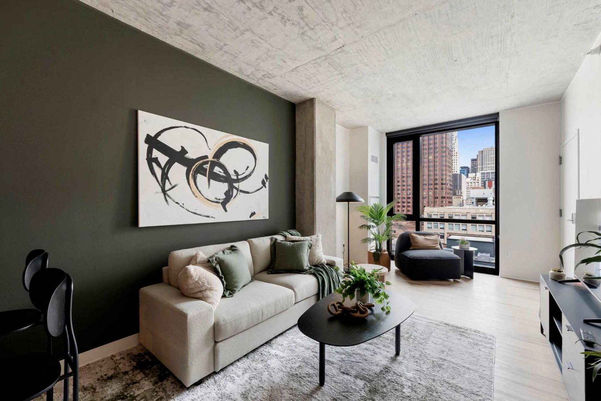 Lux 3 Bed 3 Bath High Rise With Gym & Amenities * Chicago