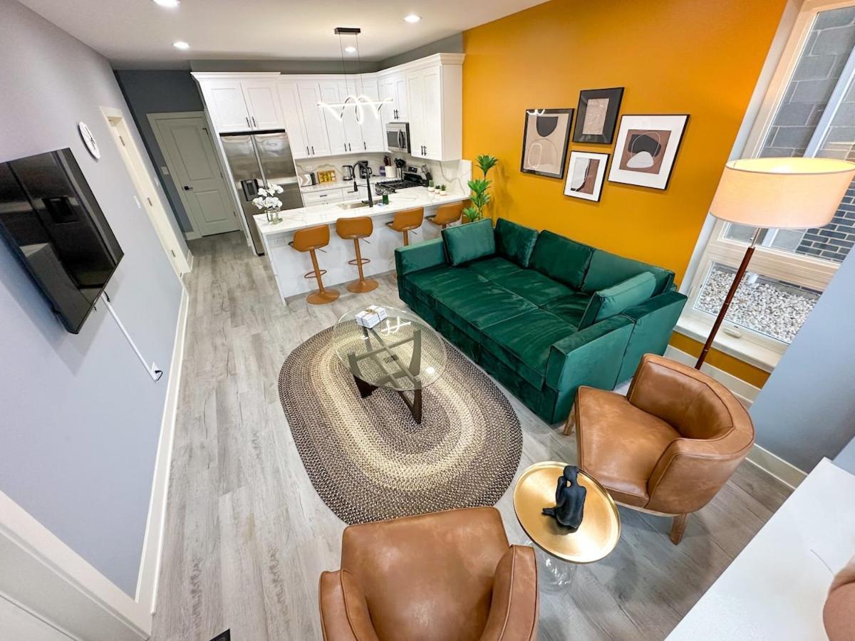 Spacious 3Br Family Oasis Sleeps 8 With Free Parking Near Medical District, Douglas Park And University Of Illinois Chicago Apartment