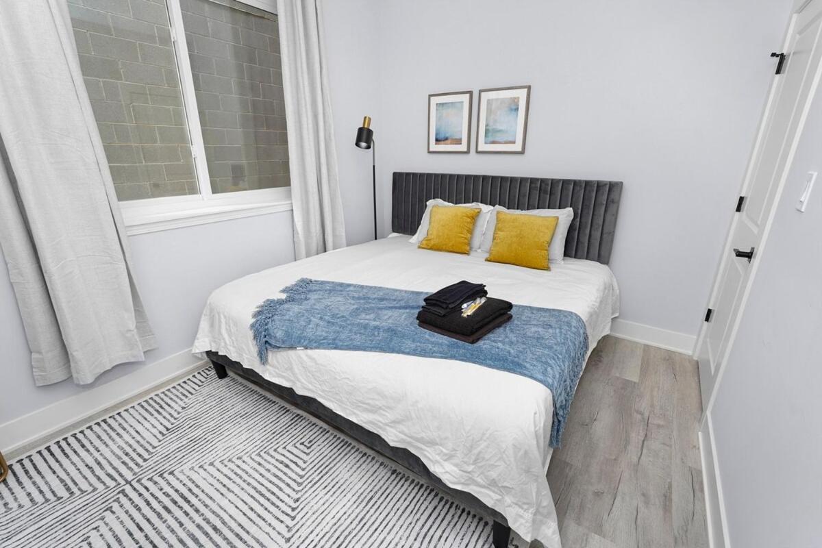 Apartment Spacious 3Br Family Oasis Sleeps 8 With Free Parking Near Medical District, Douglas Park And University Of Illinois Chicago *