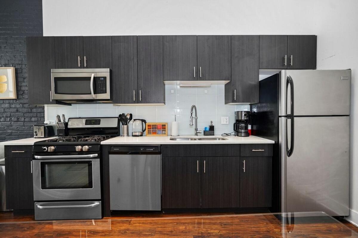 Mccormick Place: Modern 420-friendly Gem On Michigan Avenue *