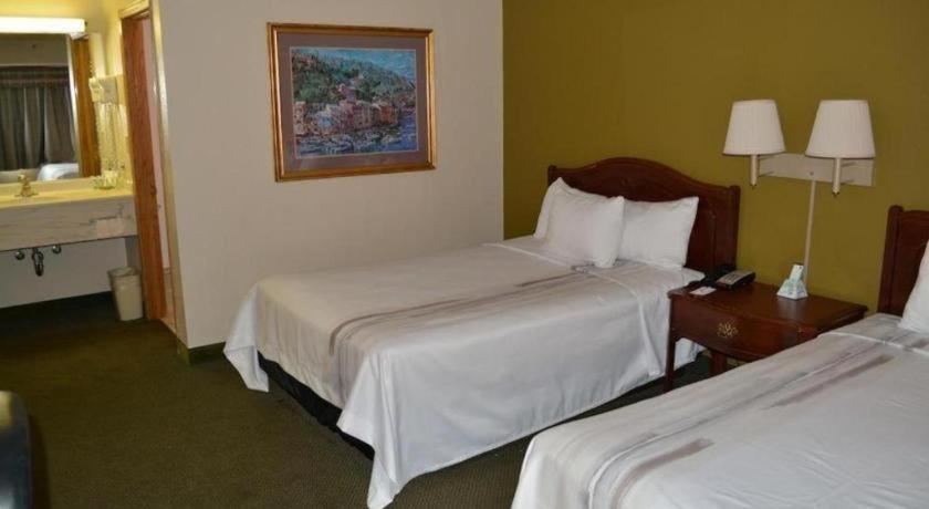 Shore Hotel 3*