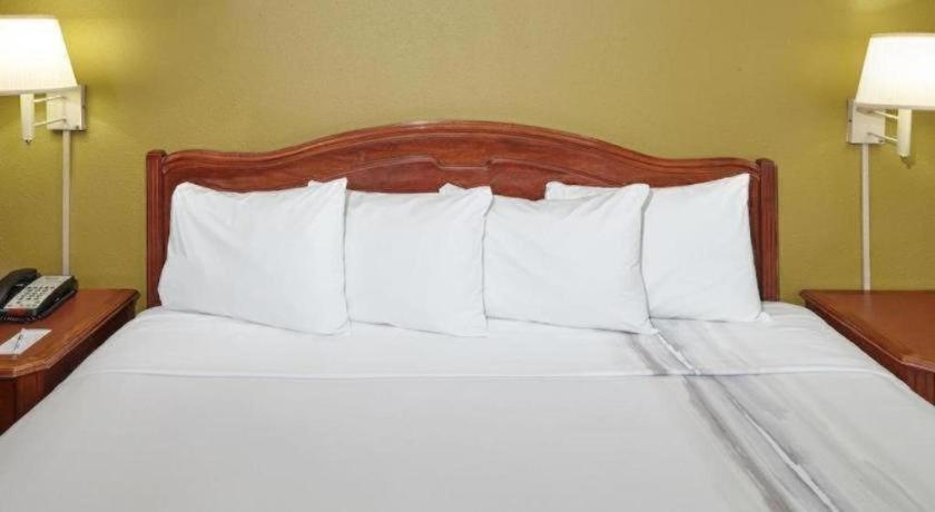 Hotel Shore 3*