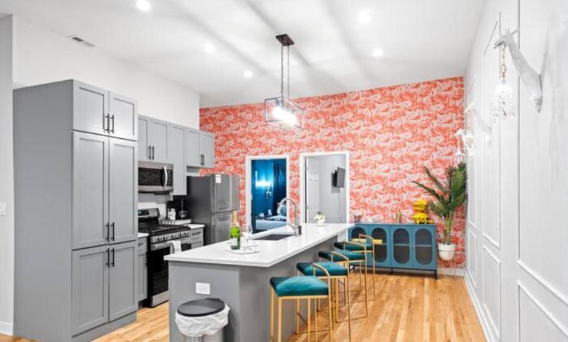 2 Bd 2 Ba Bucktown Safari Flat Apartment *