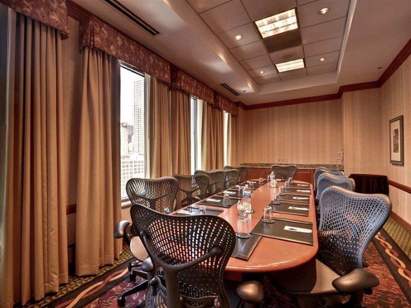Hotel Hilton Garden Downtown/magnificent Mile 3*