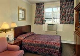 Travelodge By Wyndham Downtown 2*