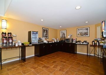 Comfort Michigan Avenue 3*