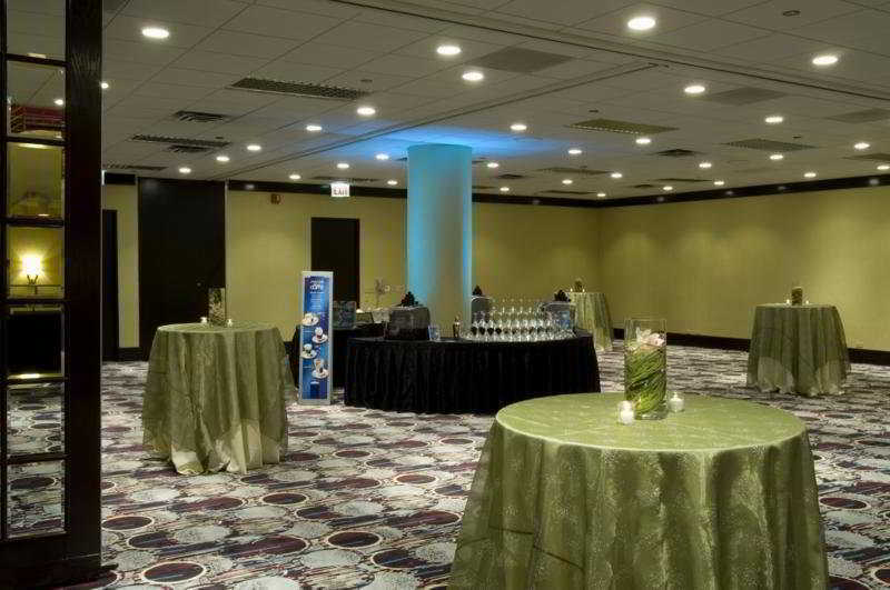 Doubletree By Hilton Magnificent Mile