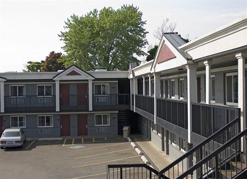 Motel Carlton Midway Chicago