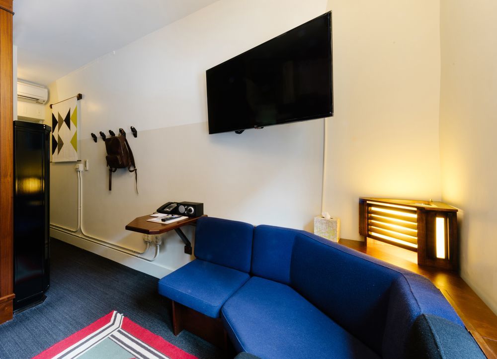 Hotel Freehand