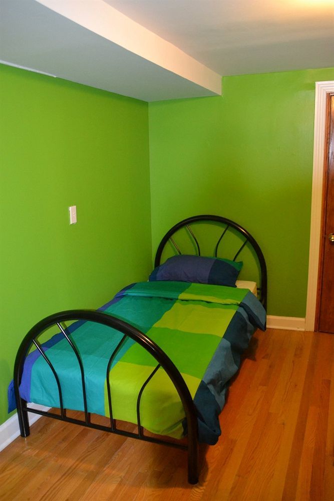 Wrigley - (adults Only) Hostel