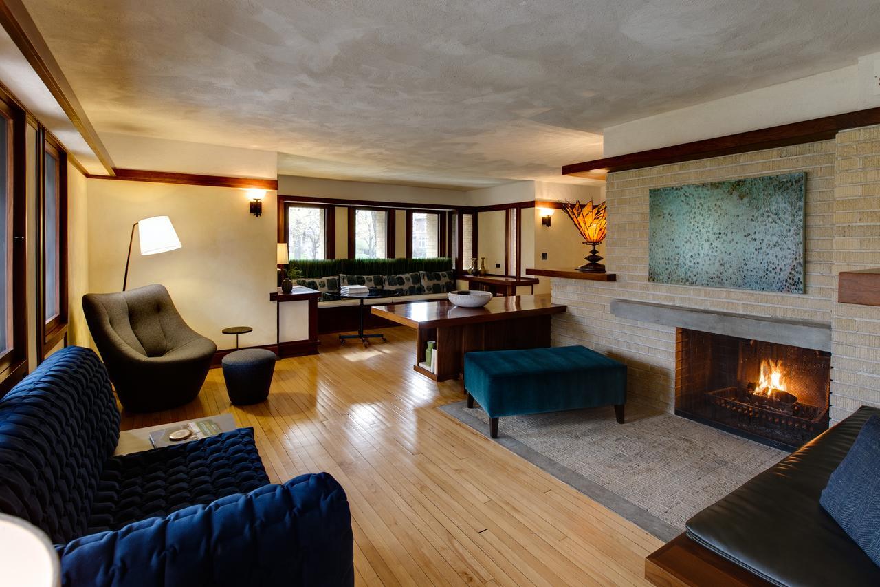 Frank Lloyd Wright's Emil Bach House