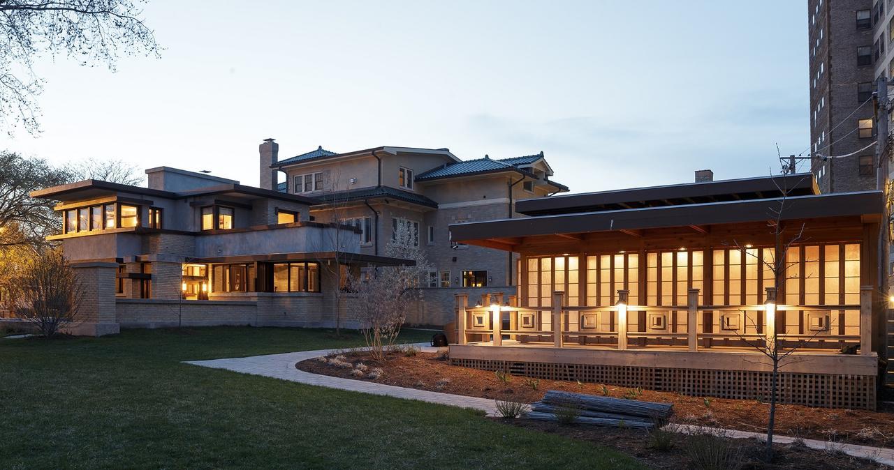 Holiday home Frank Lloyd Wright's Emil Bach House Chicago