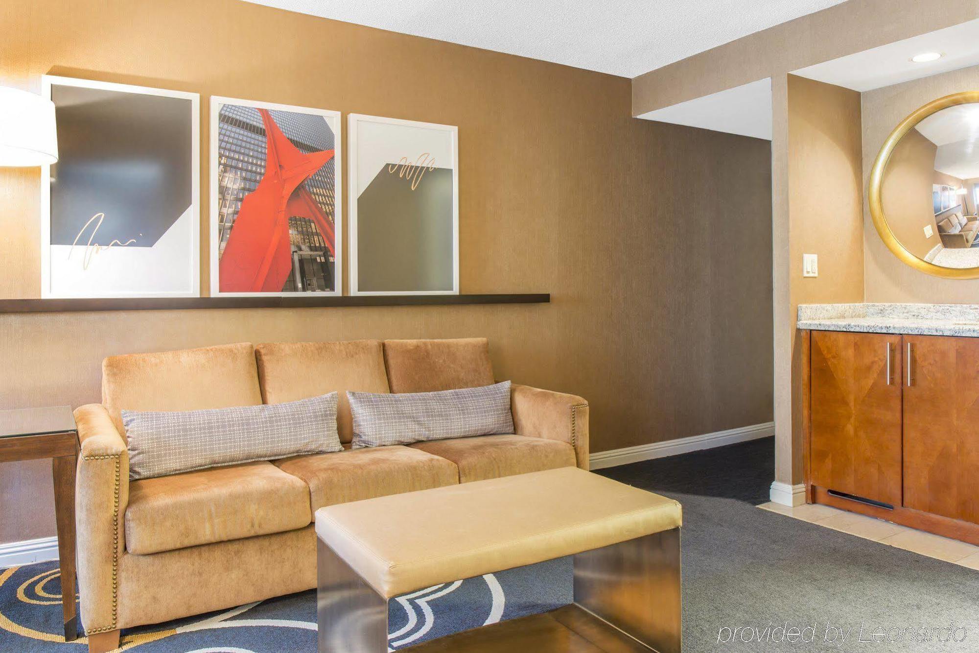 Omni 4* Chicago