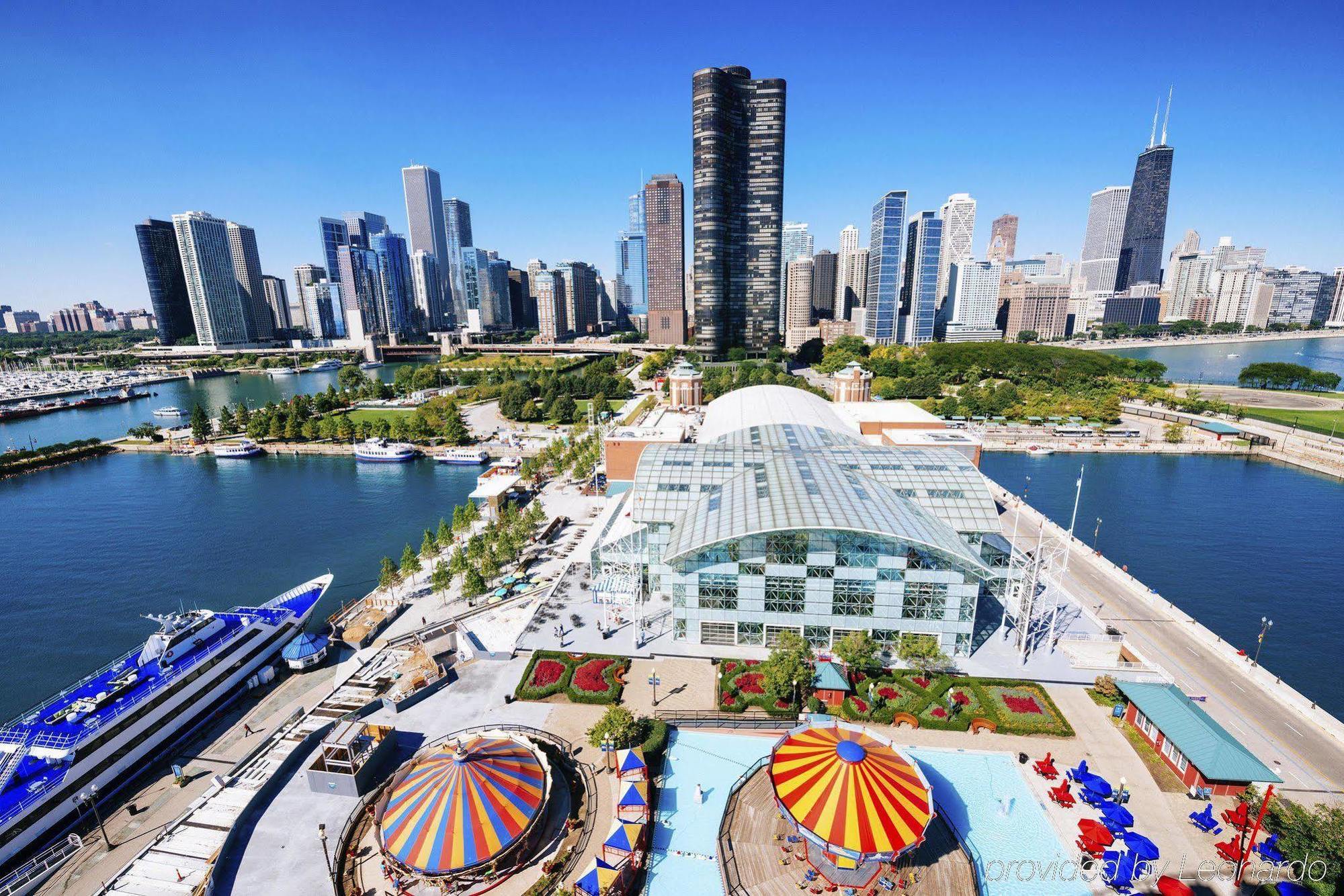 Embassy By Hilton Downtown Magnificent Mile Hotel 4*