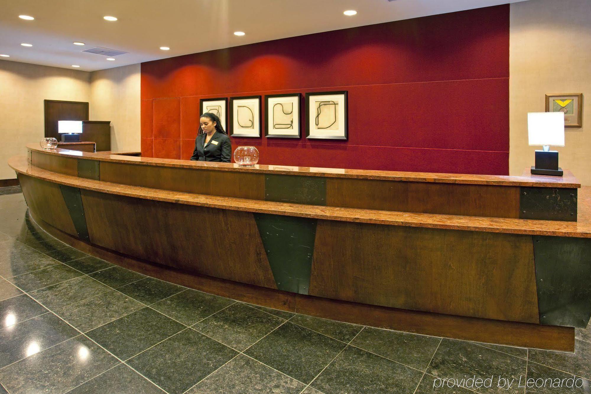 Crowne Plaza - West Loop By Ihg Hotel 3*
