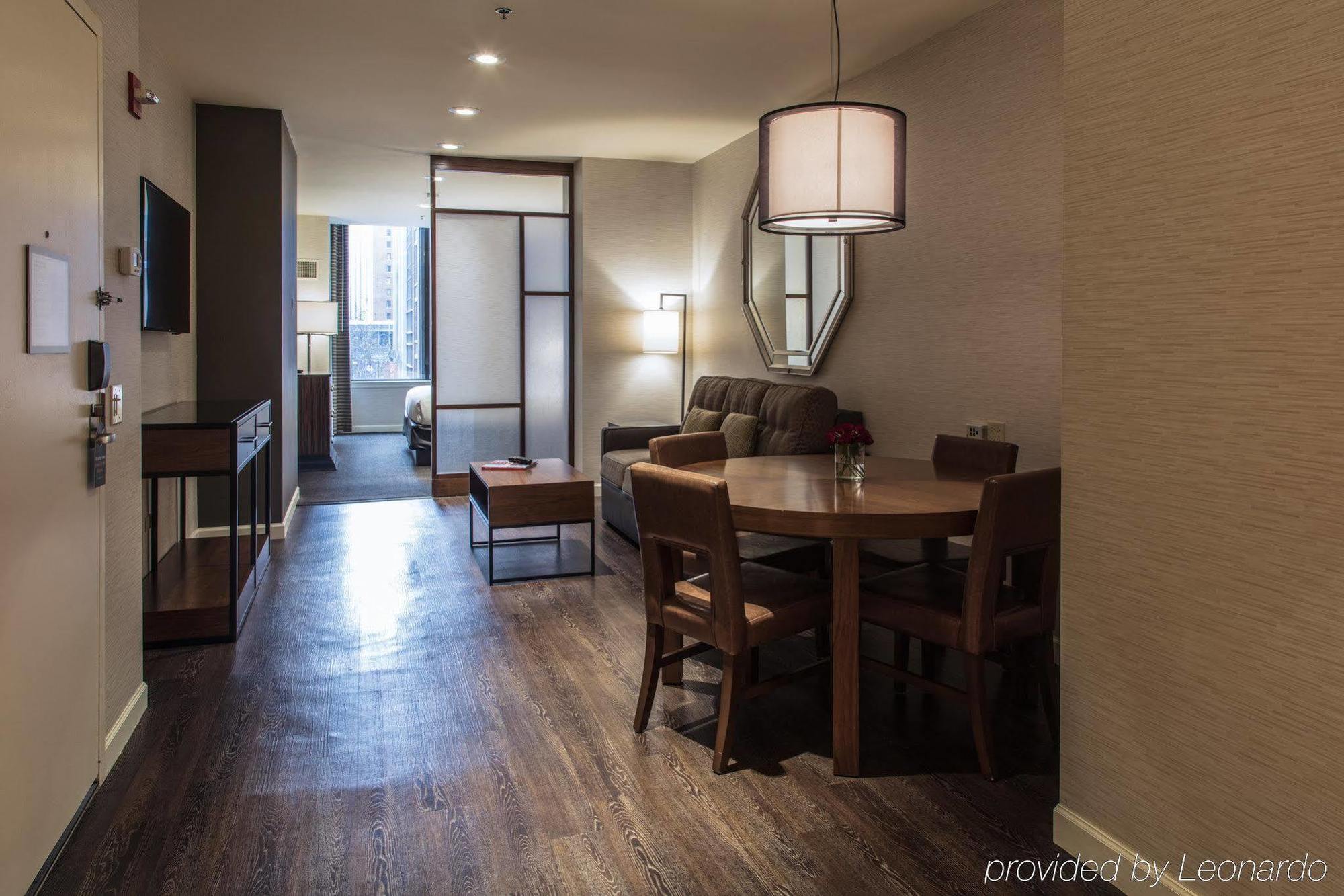 The Collection Magnificent Mile Hotel