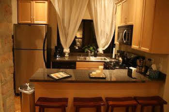 Hotel Roscoe Village 3*