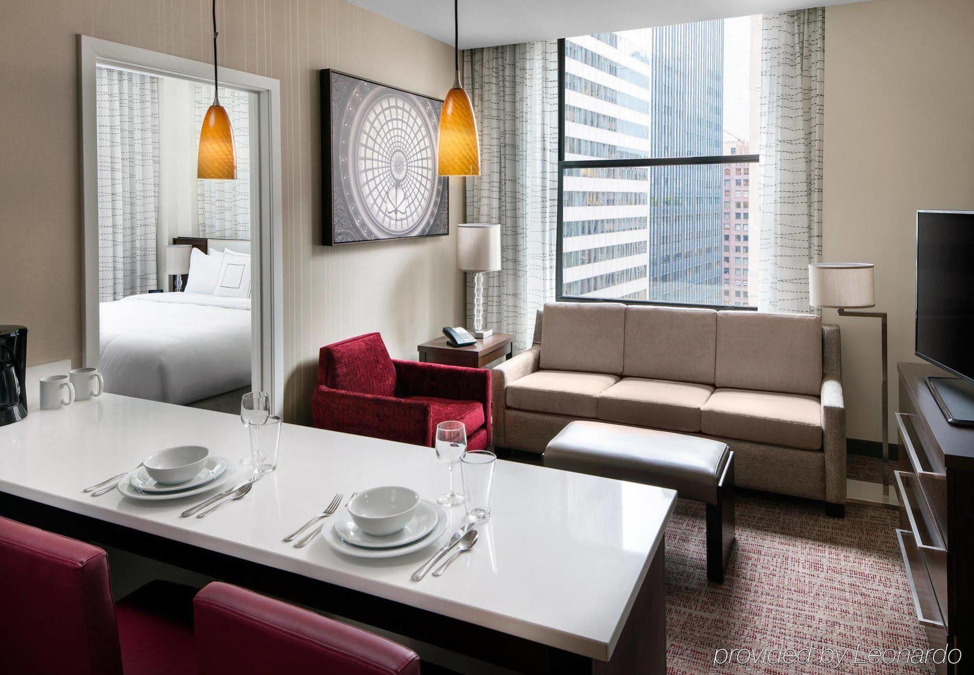 Hotel By Marriott Downtown/loop