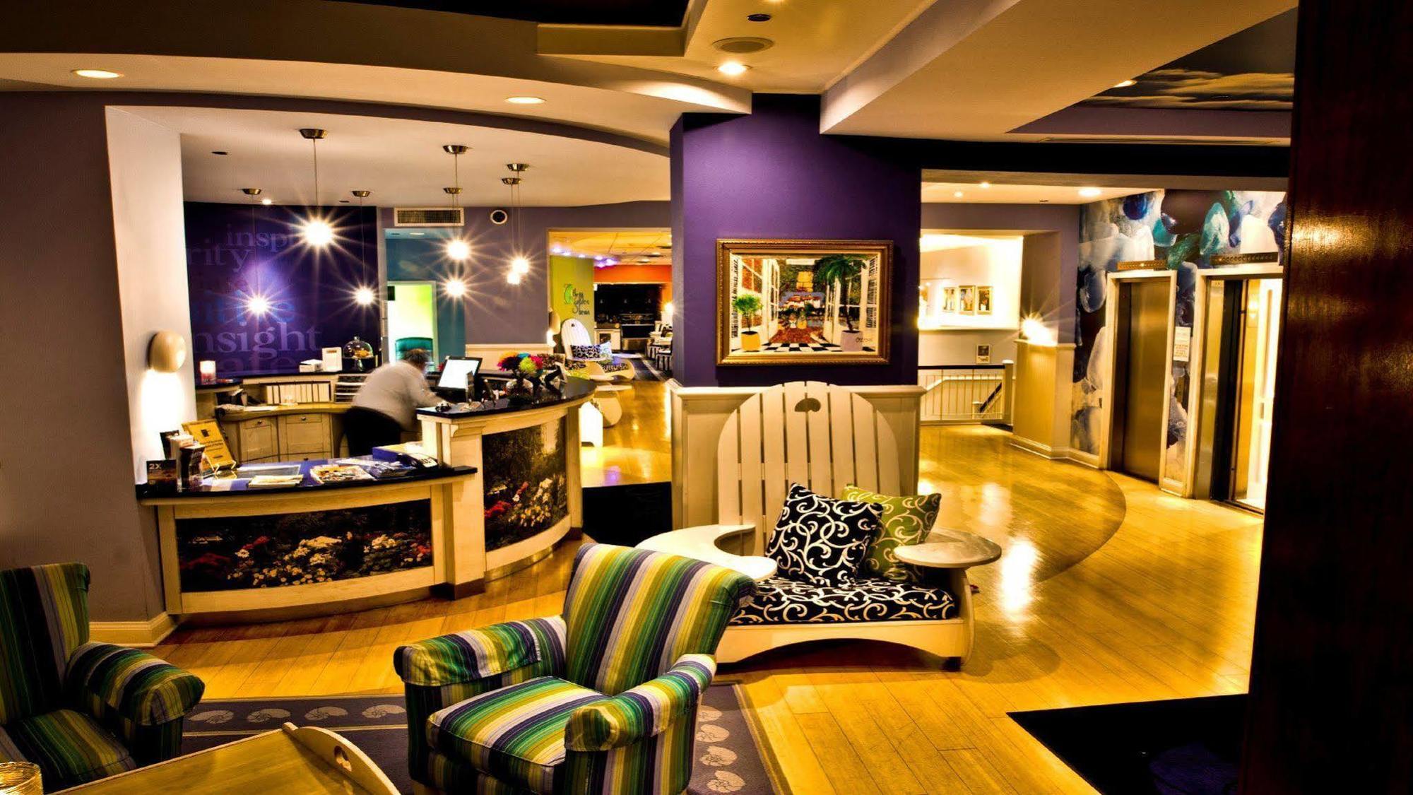 Claridge House Hotel