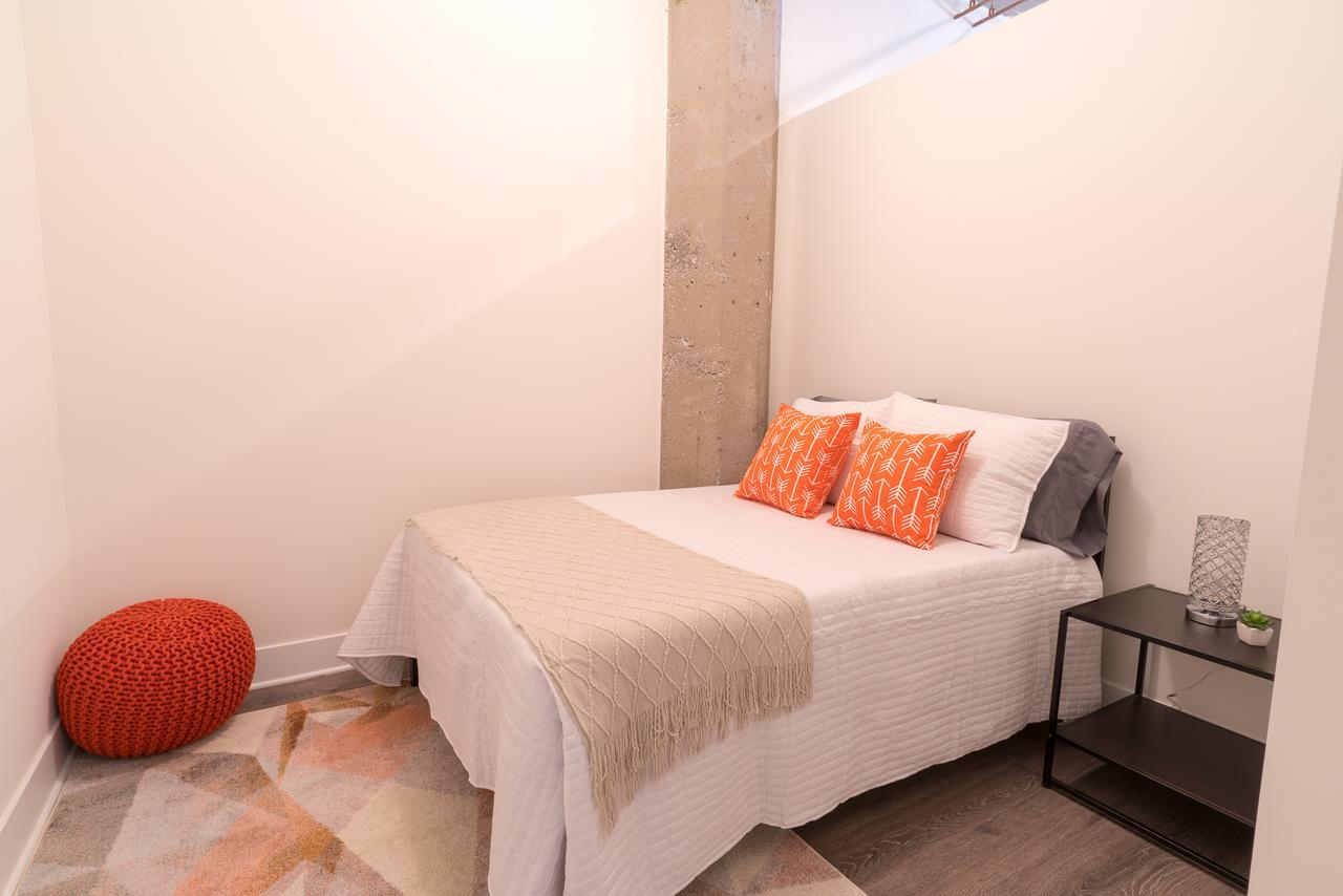 Mccormick Place Lofts By Cloud9 Apartment