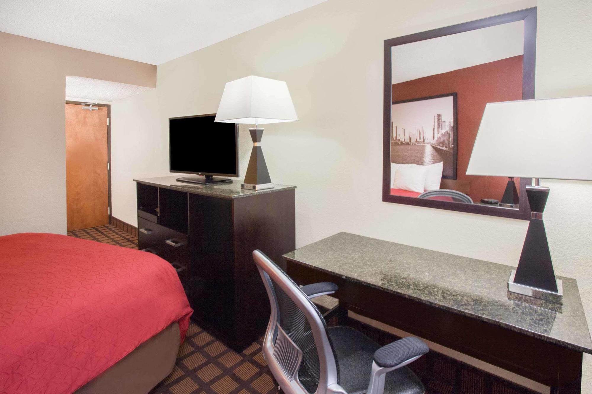 Hotel Super 8 By Wyndham Il 2*