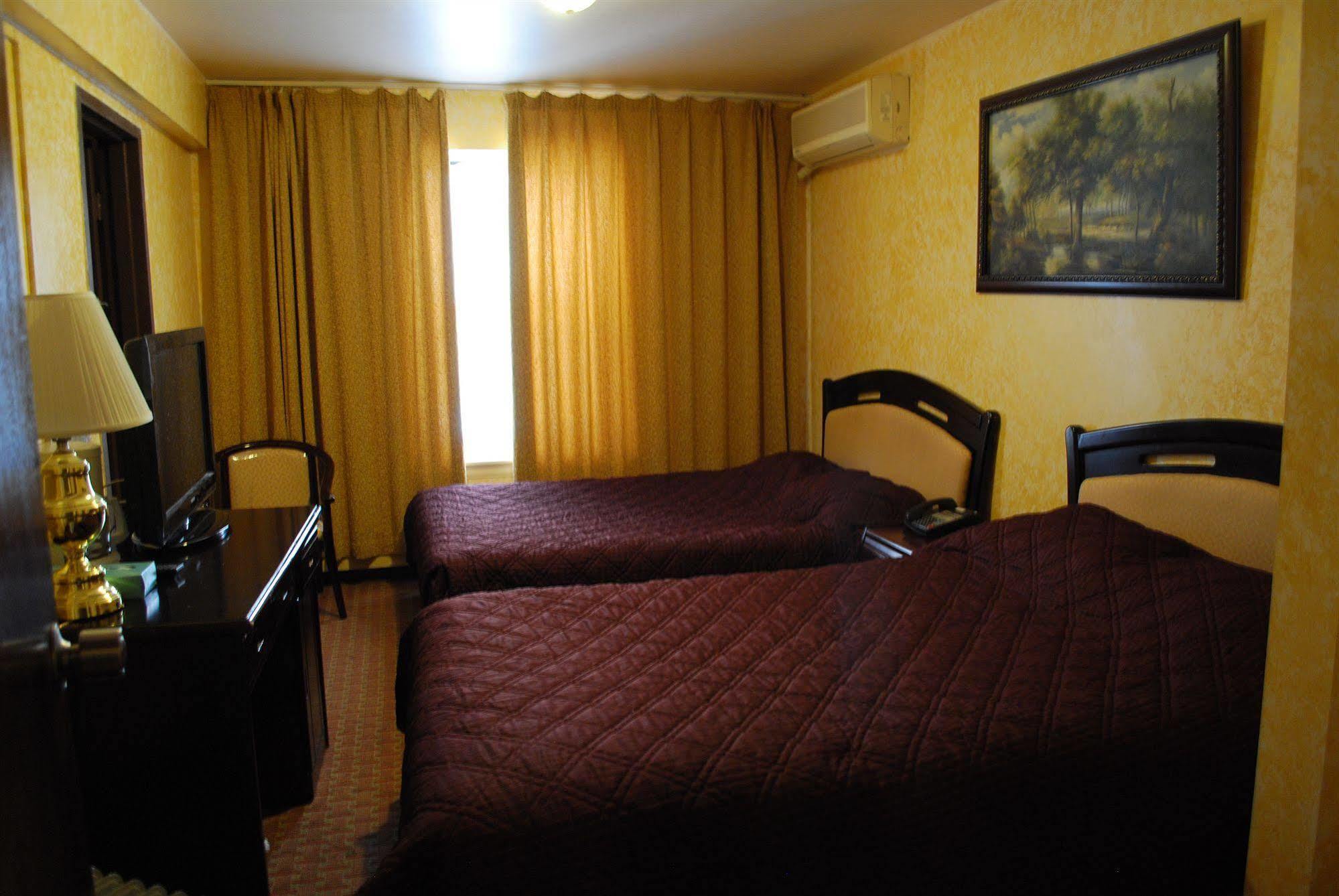 Hotel Chinatown 2*