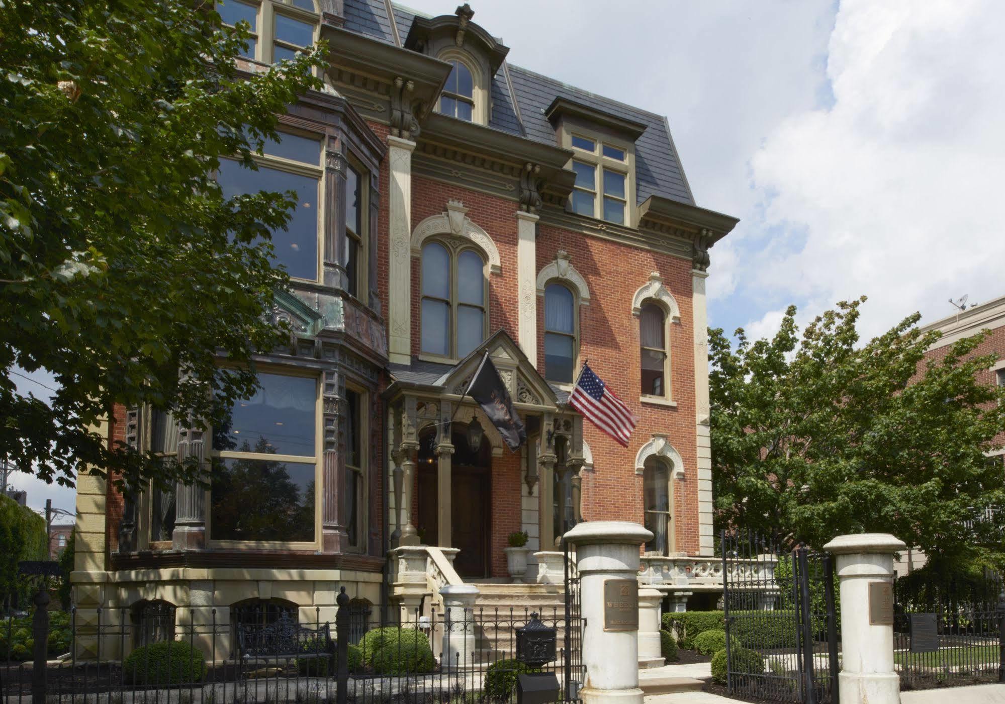 The Wheeler Mansion 4* Chicago