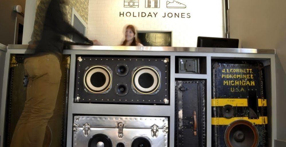 Holiday Jones Chicago