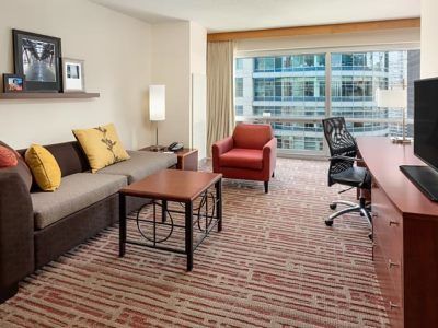 Hotel By Marriott Downtown/river North 3*
