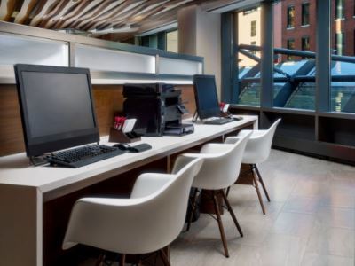 Hotel By Marriott Downtown/river North Chicago