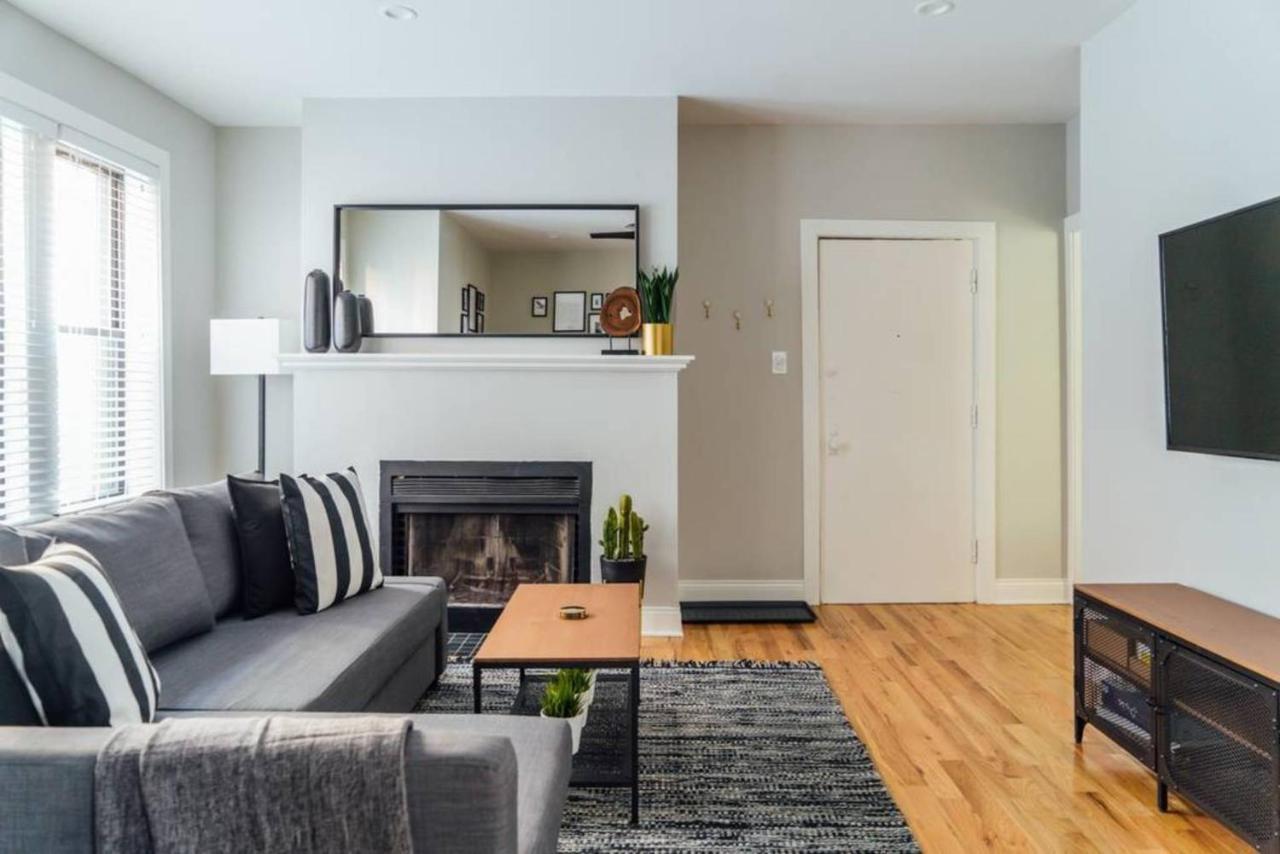 Convenient & Newly Decorated 1br - Roscoe 1d Apartment Chicago