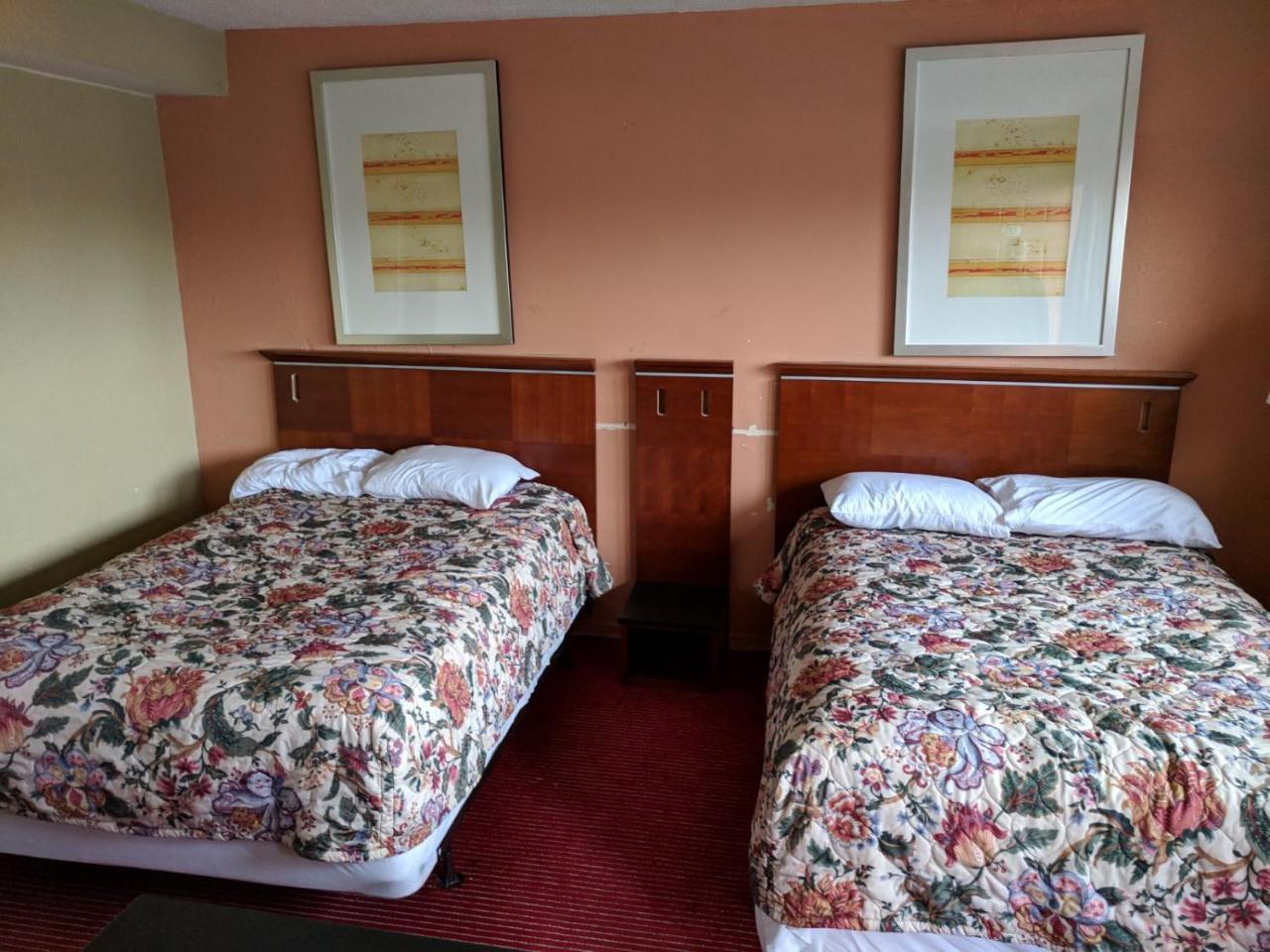 Hotel Skylark 2*