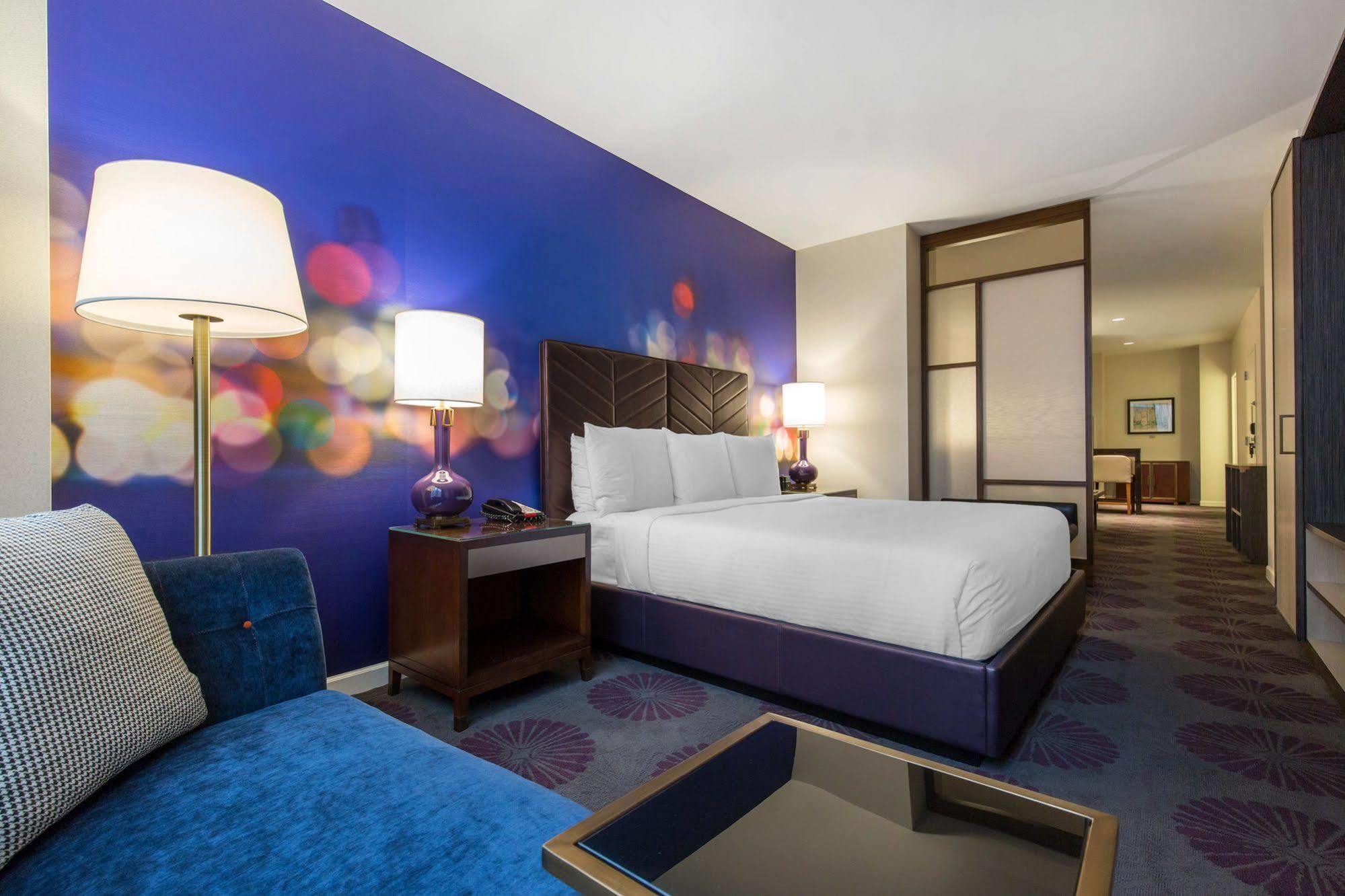 Hotel The Collection Magnificent Mile Chicago