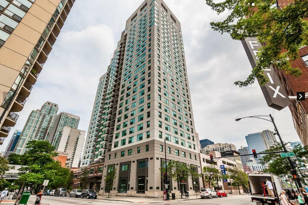 Apartment West77 *