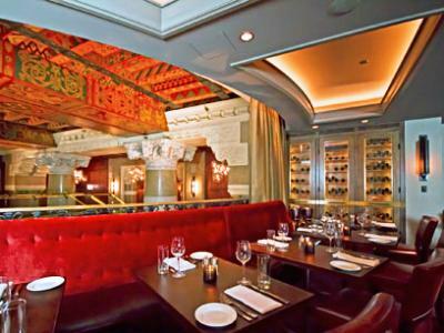 Intercontinental Magnificent Mile By Ihg Hotel 4*
