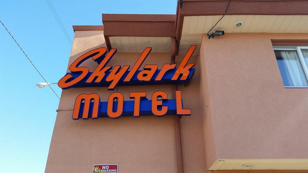 Skylark Chicago