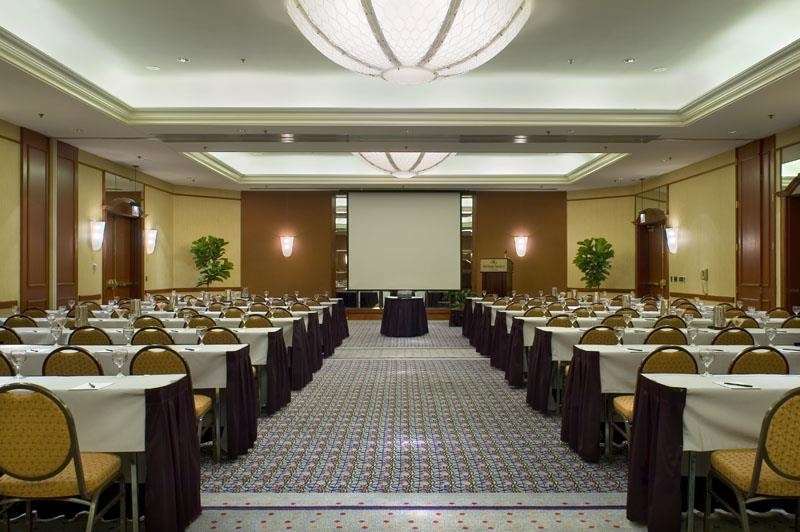 Hilton Magnificent Mile 3* Chicago