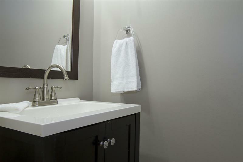 Expansive 4br In Near West Side By Sonder *