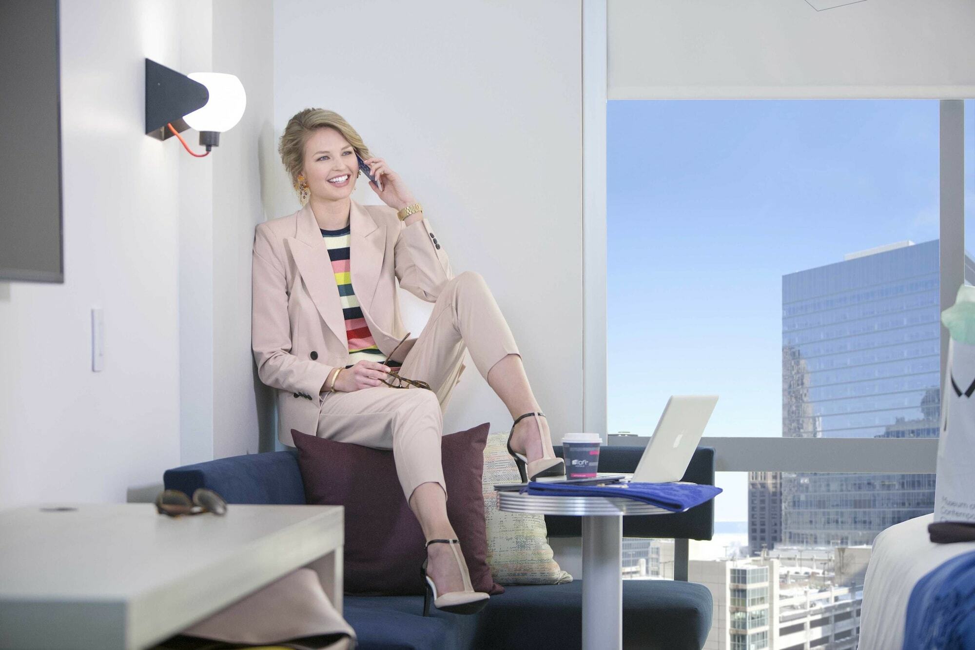 Aloft Mag Mile Hotel 3*