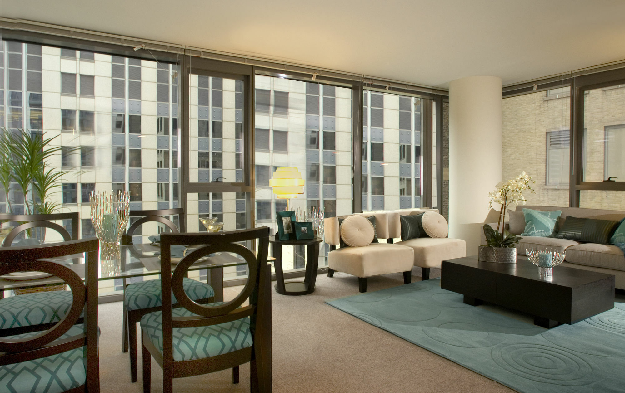 Oakwood 200 Squared Apartment