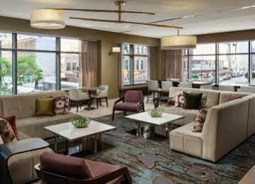 By Marriott Downtown/river North