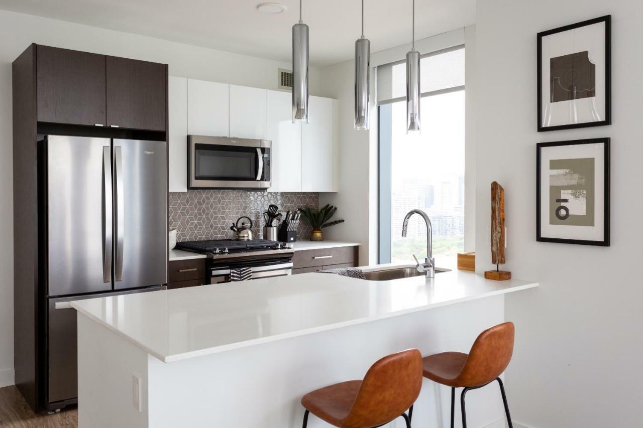 Domio I South Loop I Hip 2 Bedroom + And Gym Apartment