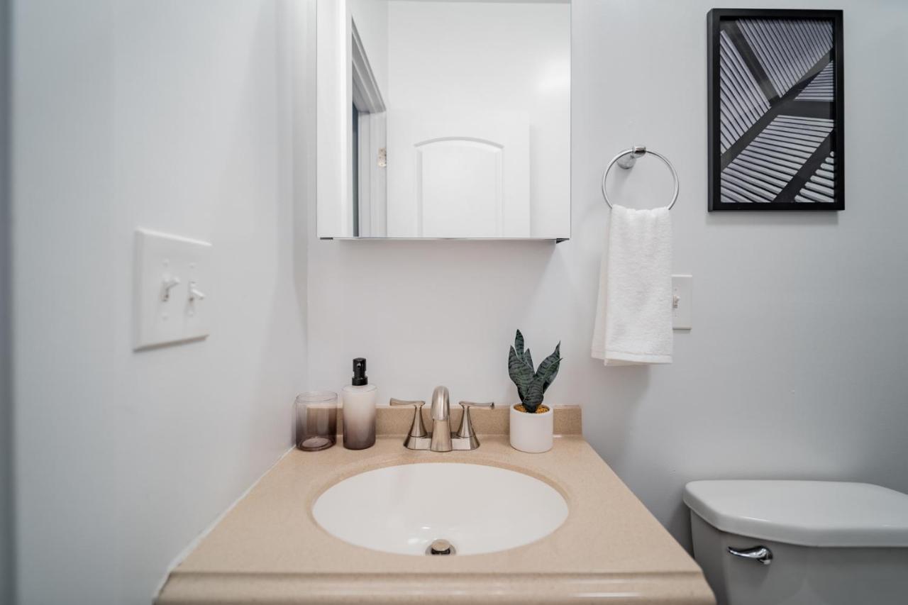 Apartment 2br In Lively Neighborhood Of Wrigley Field - Grace 1 Chicago