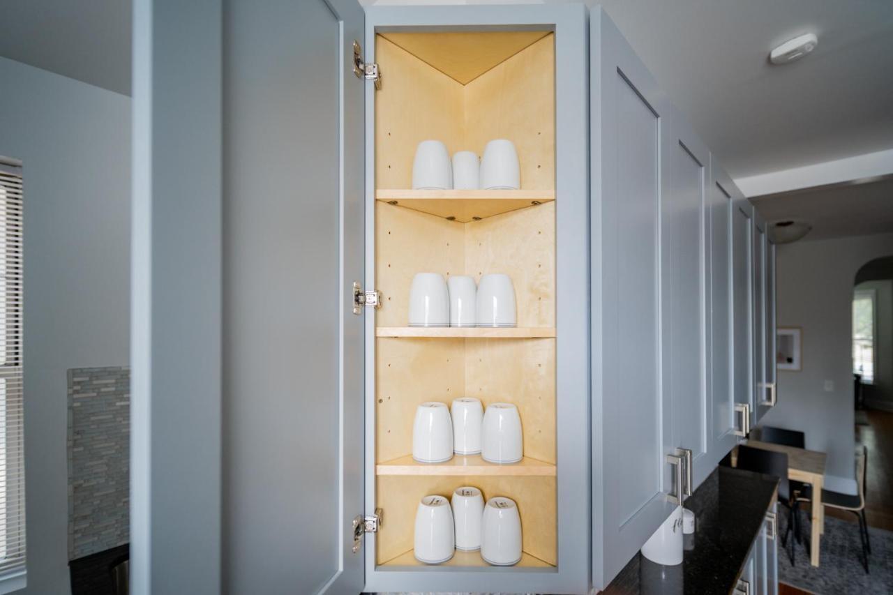2br In Lively Neighborhood Of Wrigley Field - Grace 1